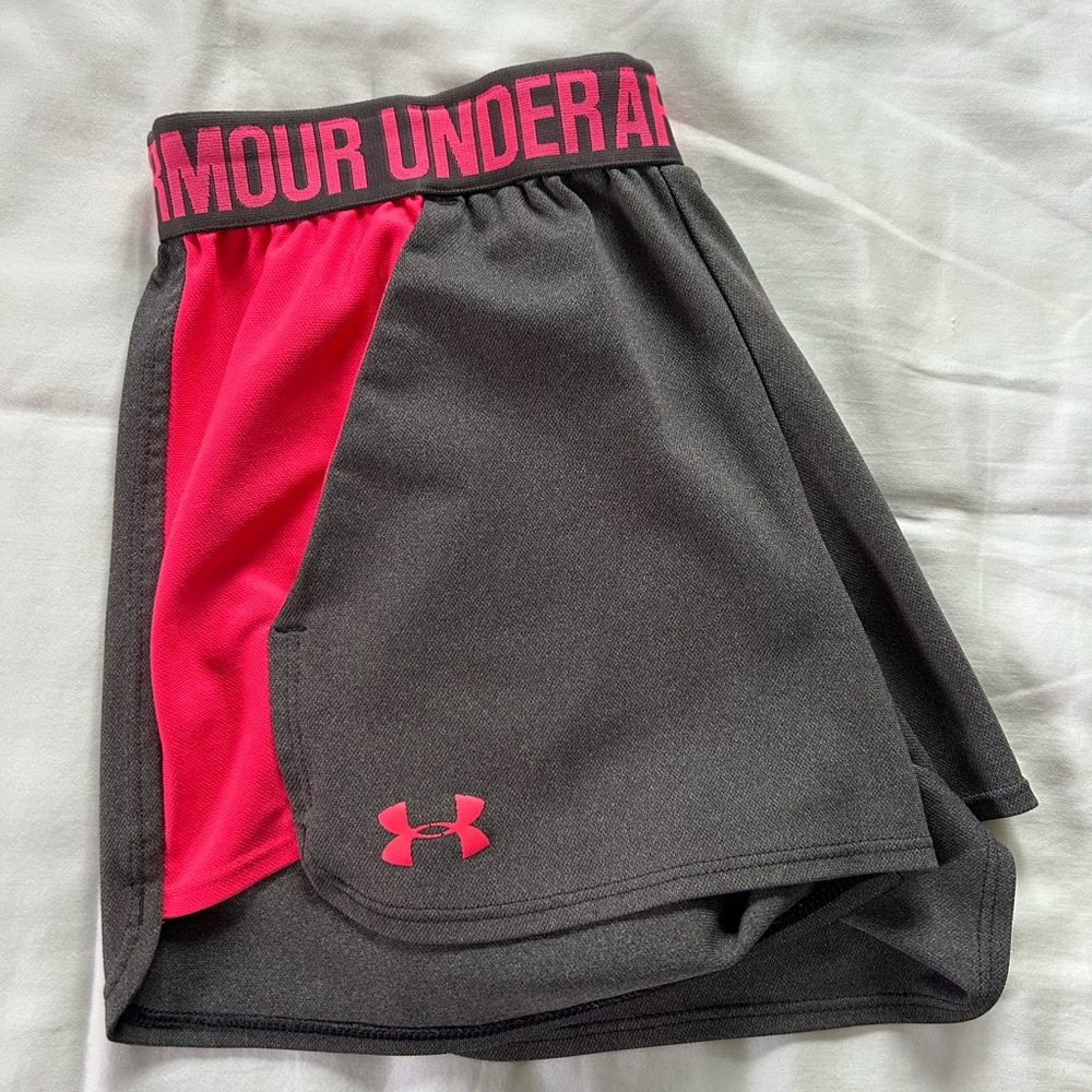 Under Armour Athletic Shorts Performance Fit